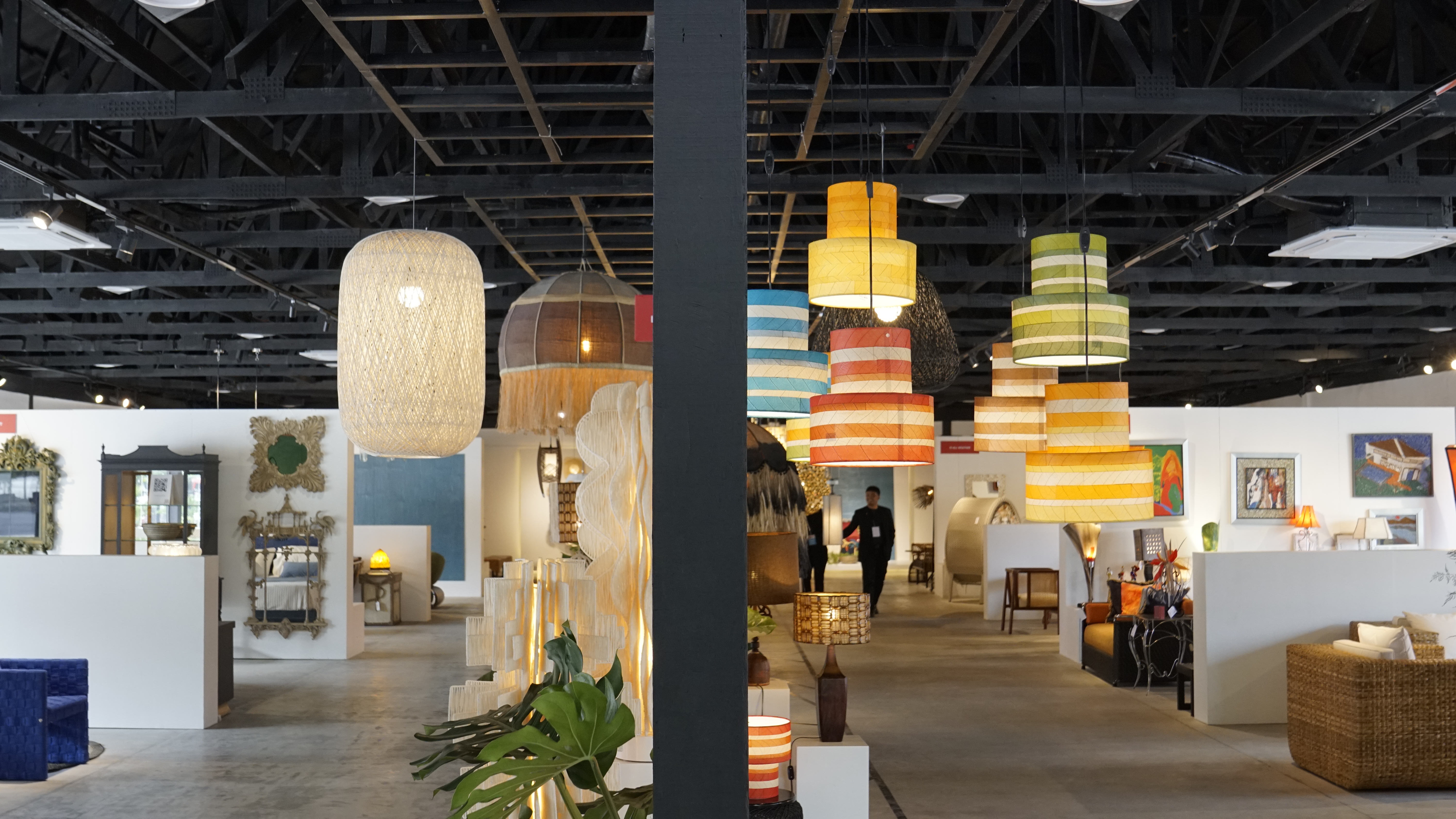 Gallery 4 Furniture Display